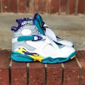 retro 8 aqua white